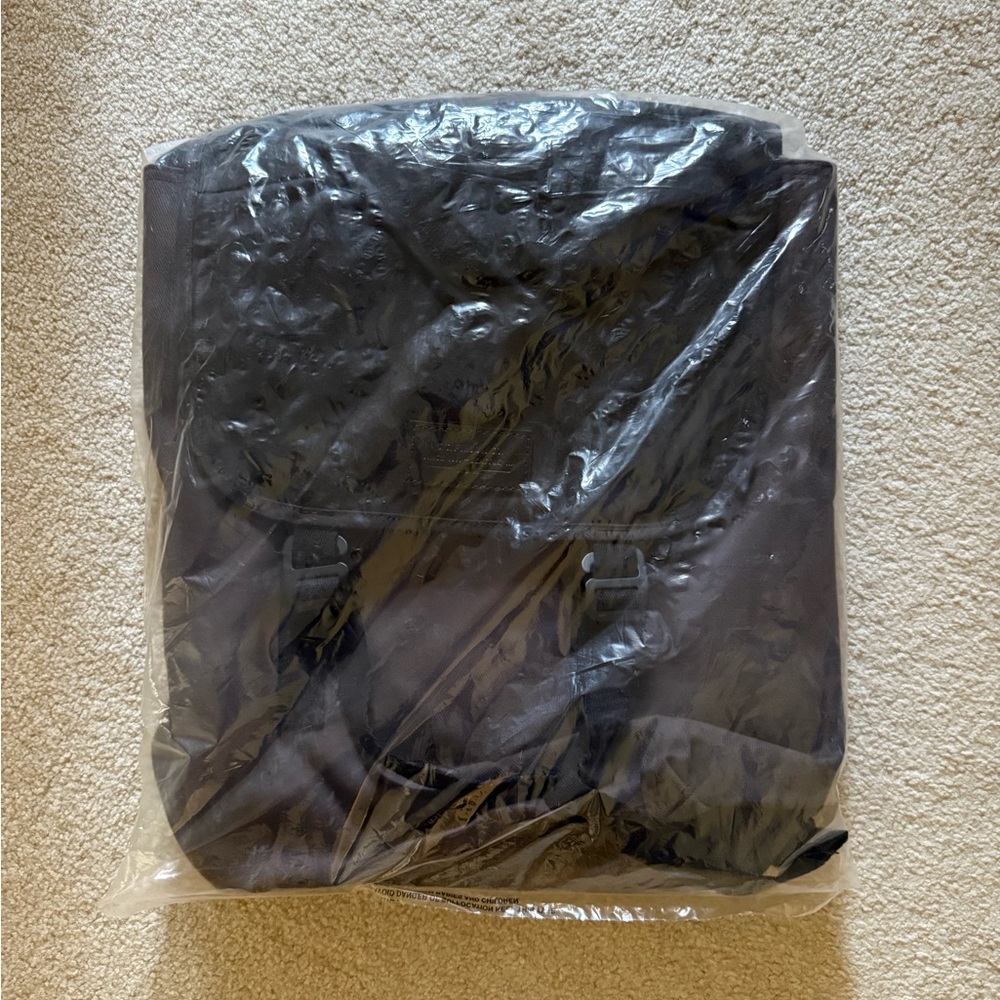 Filson Black and Gray Twill Ranger Backpack - Picture 3 of 3
